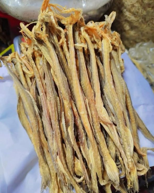 লইট্টা শুঁটকি, পেট কাটা পরিষ্কার - Image 2